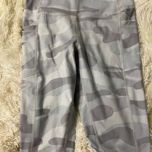 Ethos camo leggings with pockets